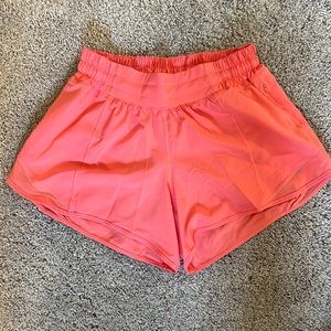 Lululemon Hotty Hot Low-Rise Lined Short 4”